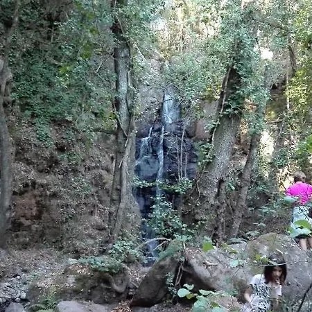 בית הארחה Il Giardino Di Anna - Charming In 3*