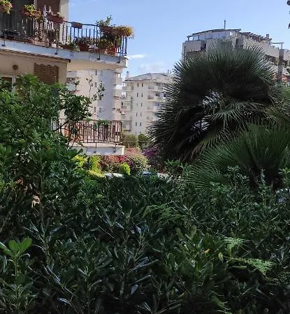 Il Giardino Di Anna - Charming In 3* קליארי